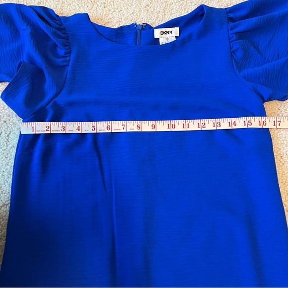 DKNY blue short-sleeve flutter-hem trapeze dress in 100% polyester Size 2 - Picture 6 of 7